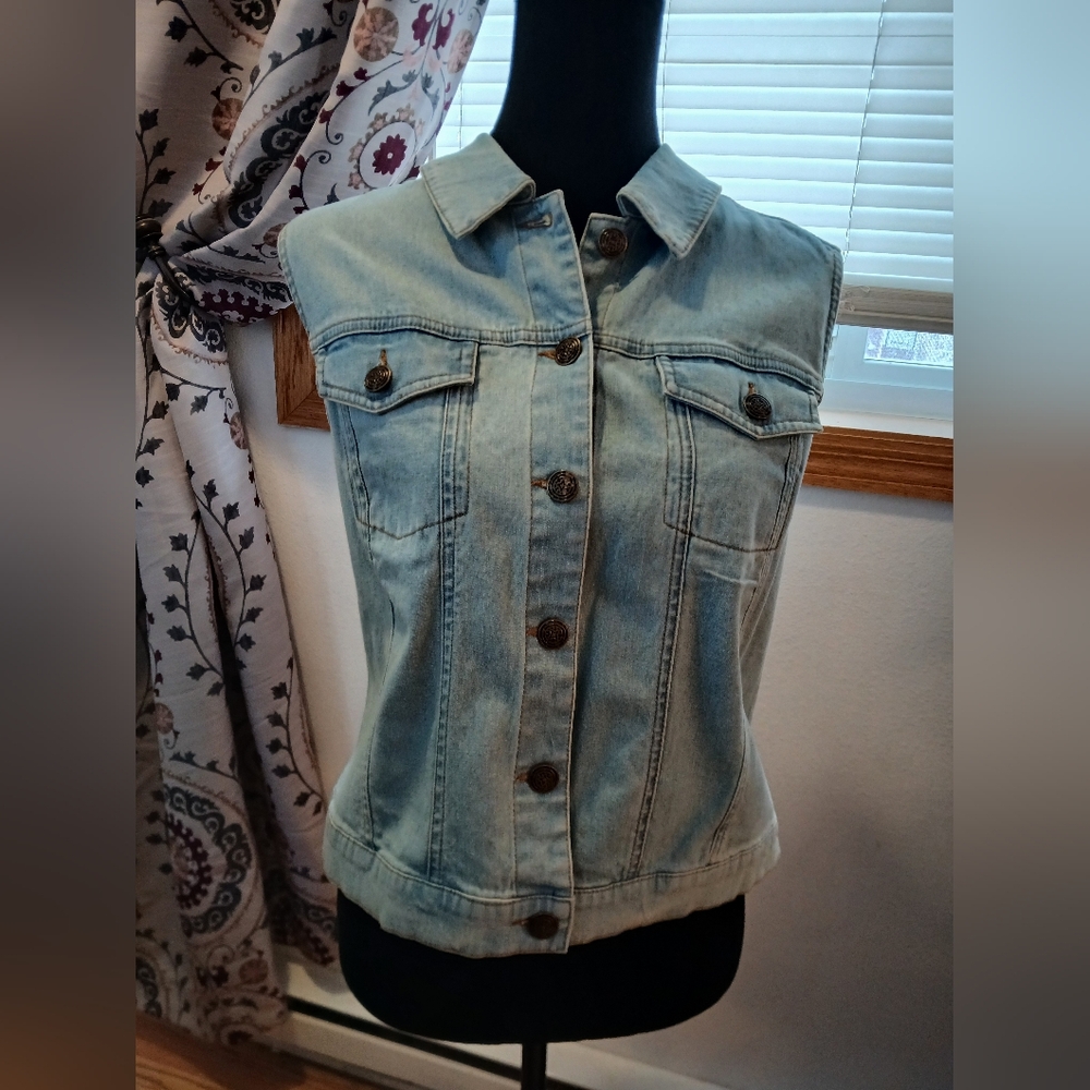 D&Co Jean Vest Sz Med